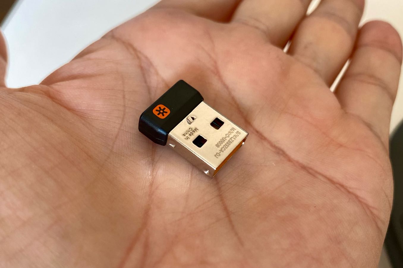 USBの無線を使って接続できる