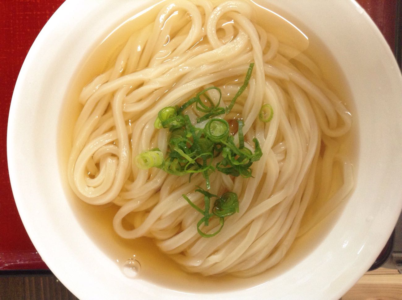 かけうどん(中: 330円)
