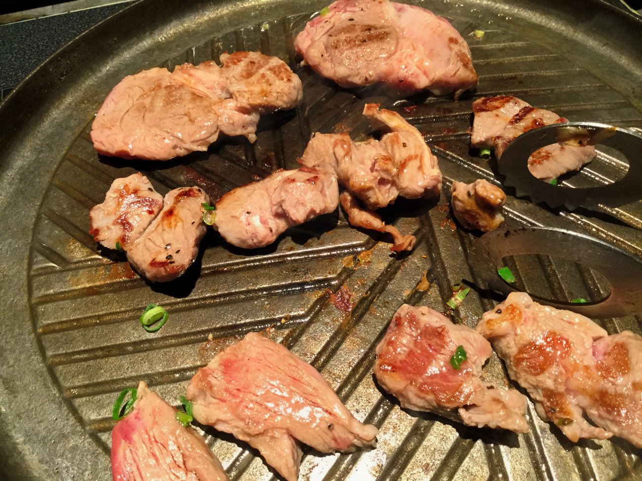 北海道産のラム肉は少し色が黒っぽい