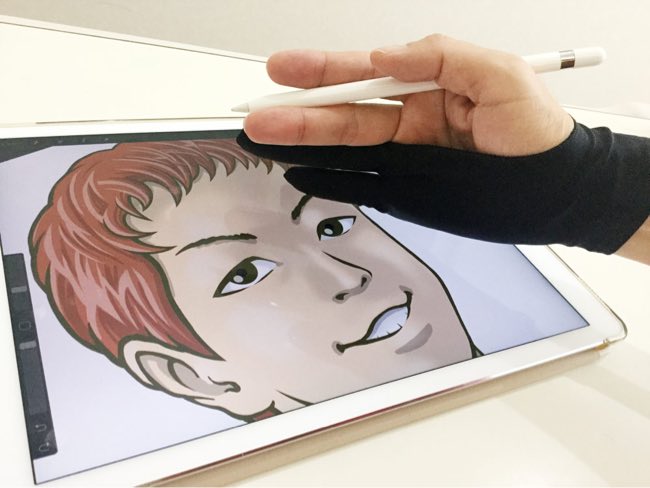 手のひらをipadの上に置いて絵を描けない問題を解決するのは手袋です ヨッセンス