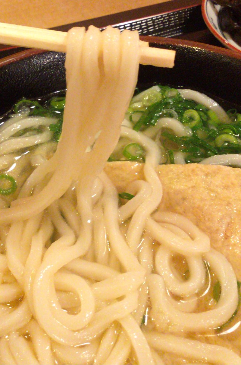 麺もモチモチで美味しい